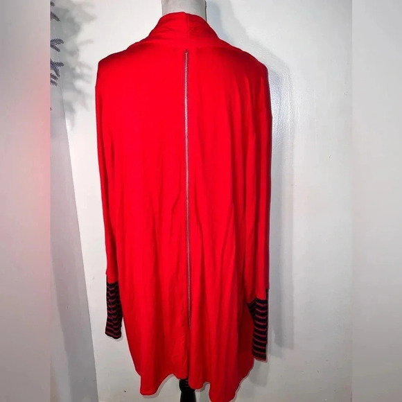 Cupio, 3X, red, open long sleeve cardigan, w/blue striped cuff, exposed rear zip - Picture 3 of 9